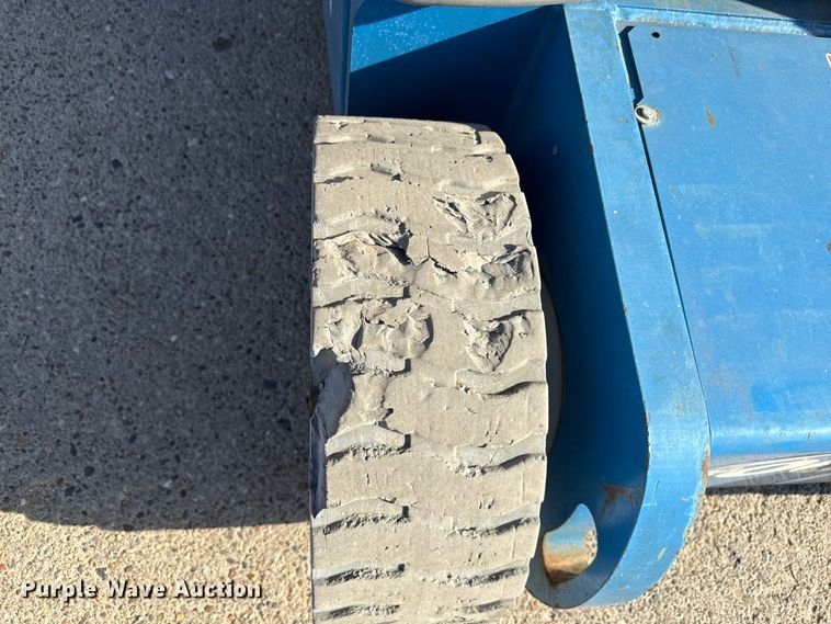 image for item ND9479 2012 Genie Z-30/20N RJ boom lift