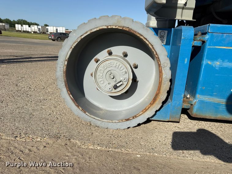 image for item ND9479 2012 Genie Z-30/20N RJ boom lift