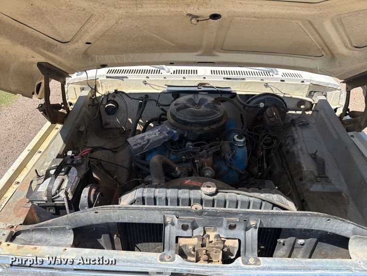 image for item NE9882 1974 Ford F100 pickup truck