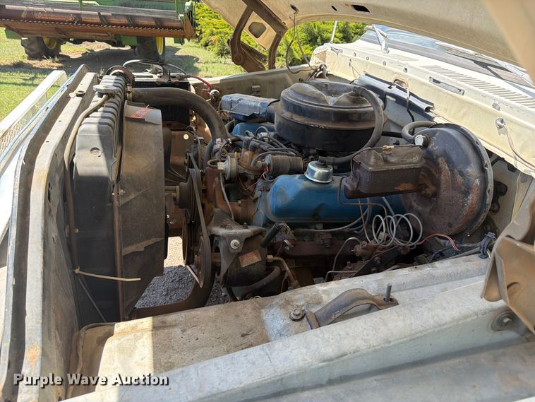 image for item NE9882 1974 Ford F100 pickup truck
