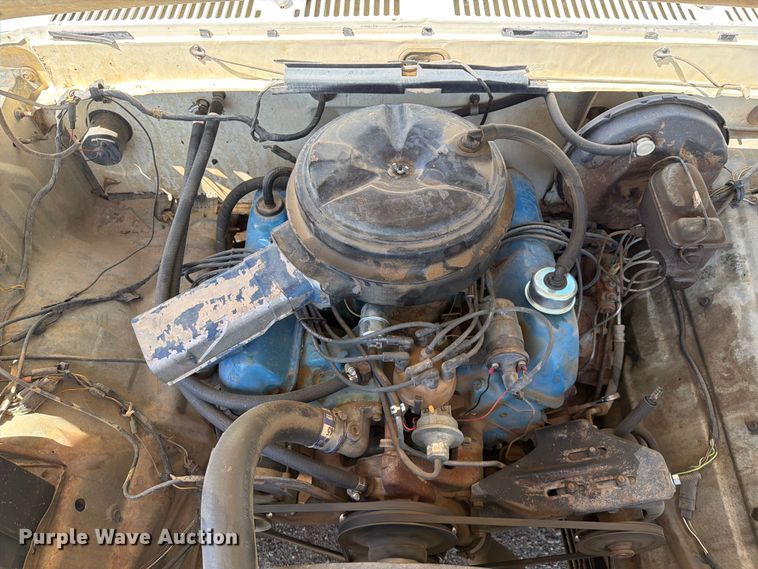 image for item NE9882 1974 Ford F100 pickup truck