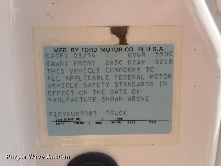 image for item NE9882 1974 Ford F100 pickup truck