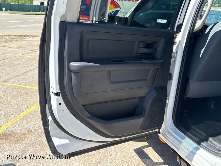 image for item NK9135 2018 RAM 4500 Crew Cab utility / service truck