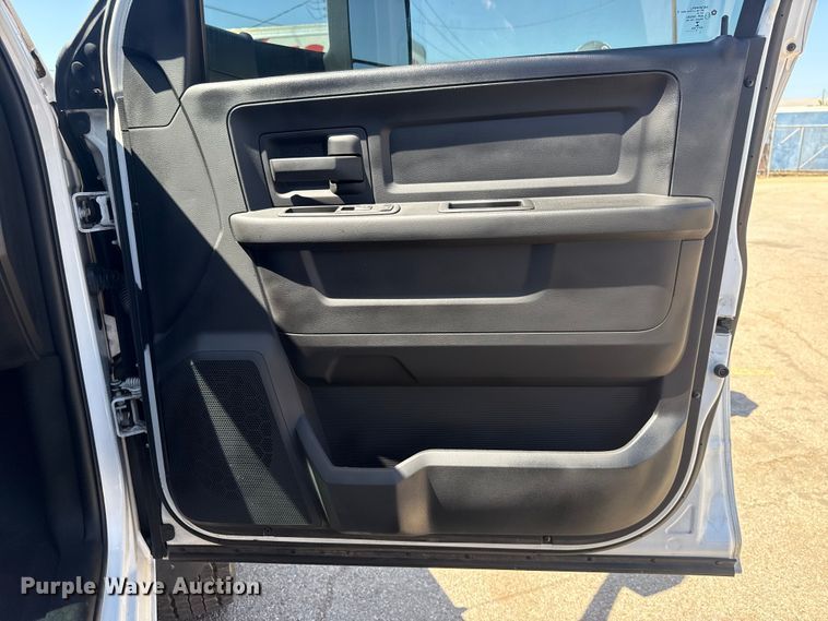 image for item NK9135 2018 RAM 4500 Crew Cab utility / service truck