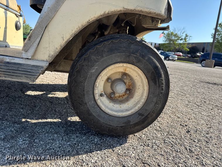 image for item OE9583 1998 Club Car DS golf cart