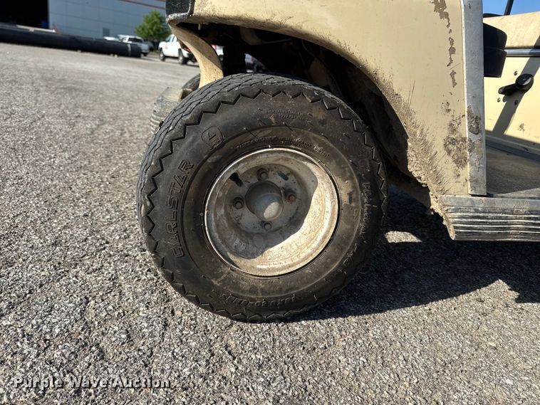 image for item OE9583 1998 Club Car DS golf cart