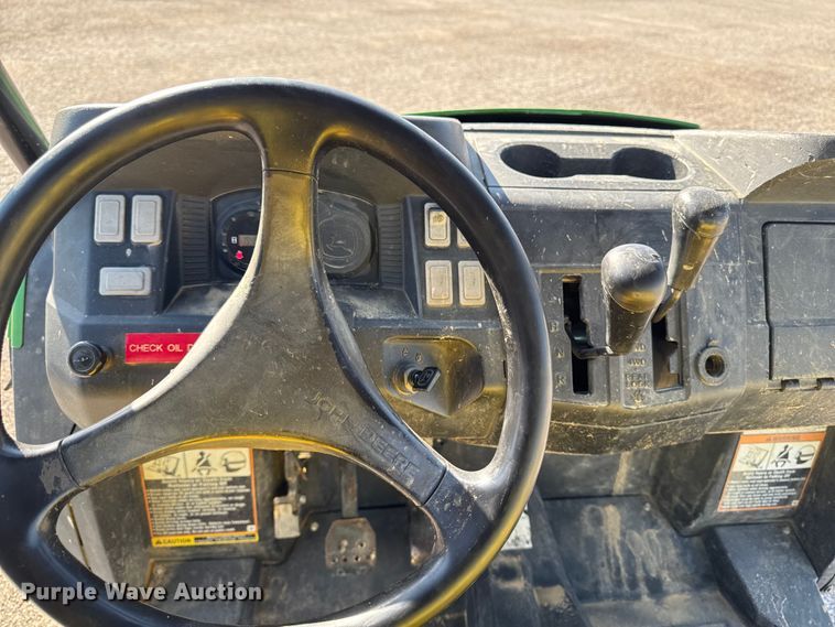 image for item OE9584 2012 John Deere XUV550 S4 utility vehicle
