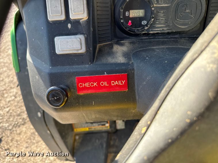 image for item OE9584 2012 John Deere XUV550 S4 utility vehicle