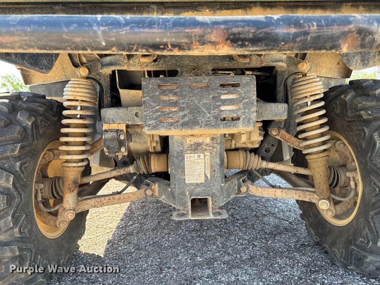 image for item OE9584 2012 John Deere XUV550 S4 utility vehicle