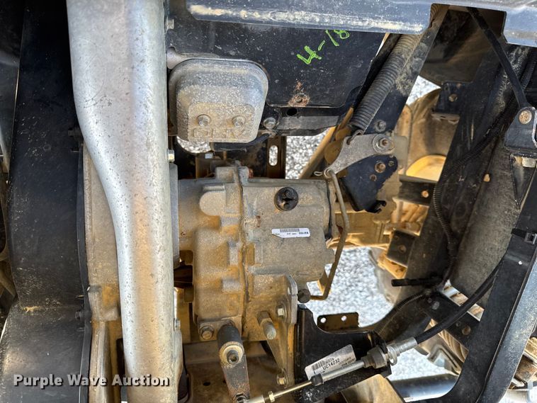 image for item OE9584 2012 John Deere XUV550 S4 utility vehicle