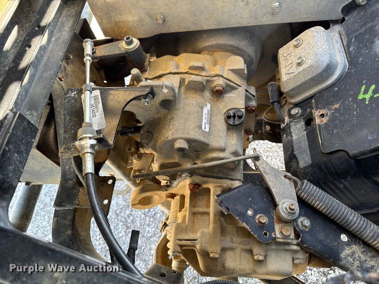 image for item OE9584 2012 John Deere XUV550 S4 utility vehicle