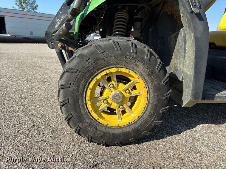 image for item OE9584 2012 John Deere XUV550 S4 utility vehicle
