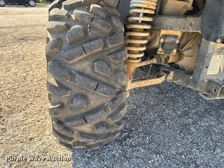 image for item OE9584 2012 John Deere XUV550 S4 utility vehicle