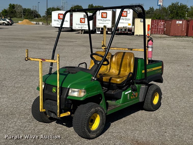 image for item OE9586 2014 John Deere Gator CX utility vehicle