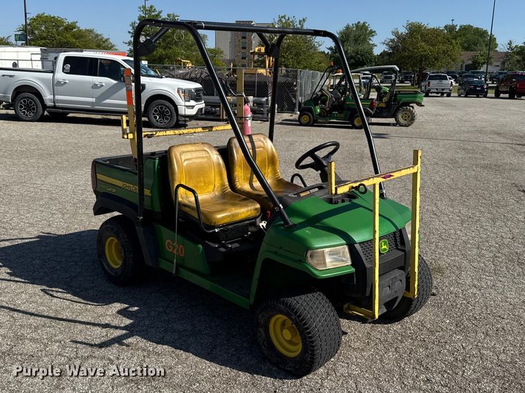 image for item OE9586 2014 John Deere Gator CX utility vehicle