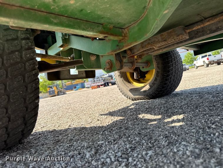 image for item OE9586 2014 John Deere Gator CX utility vehicle