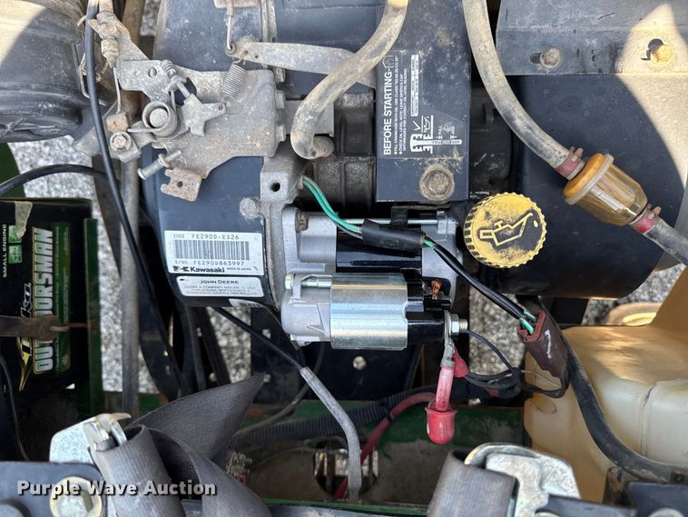 image for item OE9586 2014 John Deere Gator CX utility vehicle