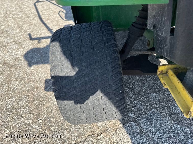 image for item OE9586 2014 John Deere Gator CX utility vehicle