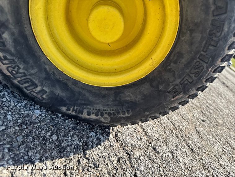 image for item OE9586 2014 John Deere Gator CX utility vehicle
