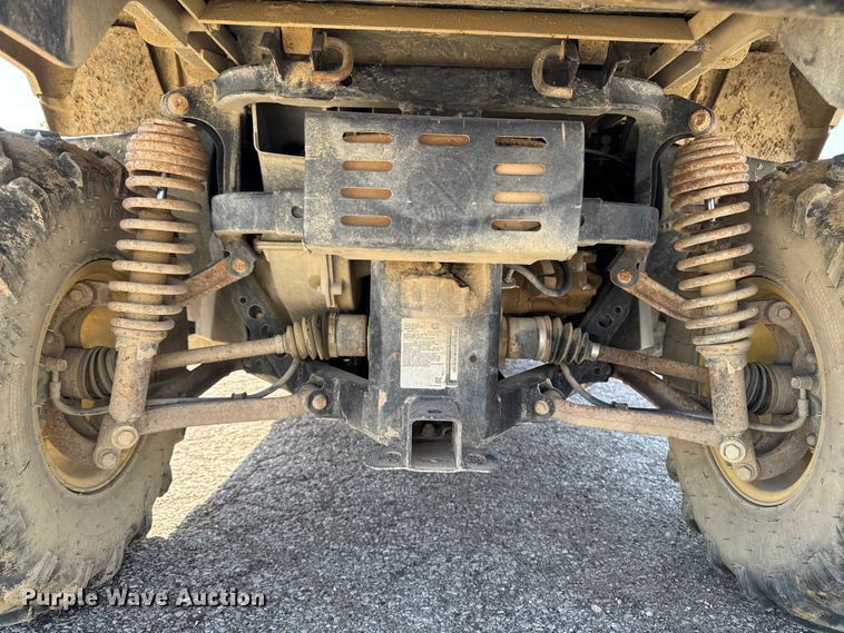 image for item OE9587 John Deere XUV550 S4 utility vehicle