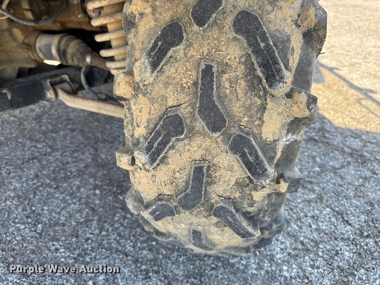 image for item OE9587 John Deere XUV550 S4 utility vehicle