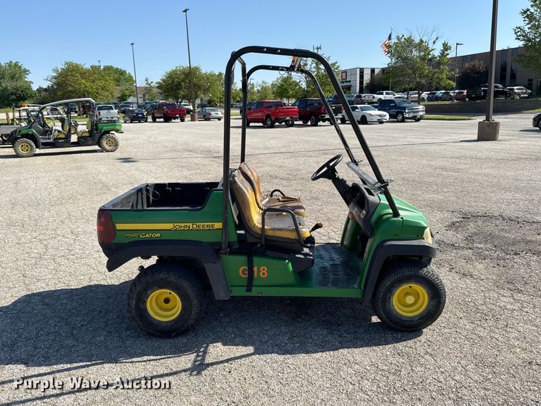 image for item OE9588 2014 John Deere Gator CX utility vehicle