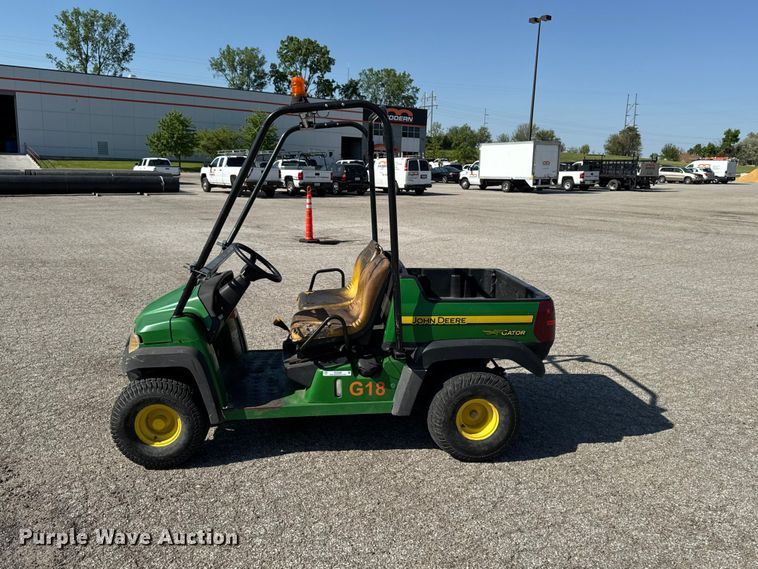 image for item OE9588 2014 John Deere Gator CX utility vehicle