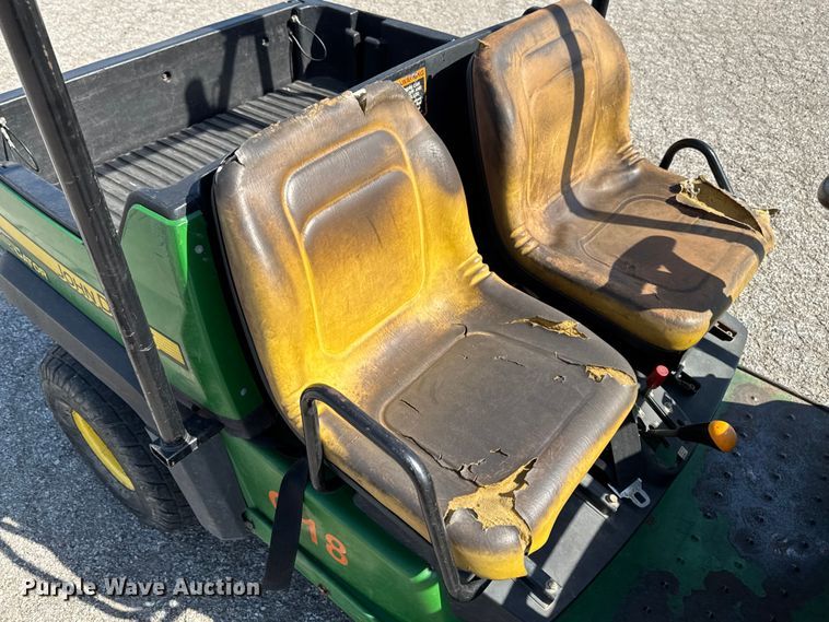 image for item OE9588 2014 John Deere Gator CX utility vehicle