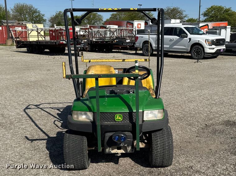 image for item OE9589 2014 John Deere Gator CX utility vehicle