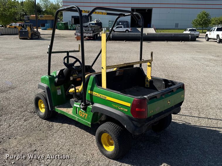 image for item OE9589 2014 John Deere Gator CX utility vehicle