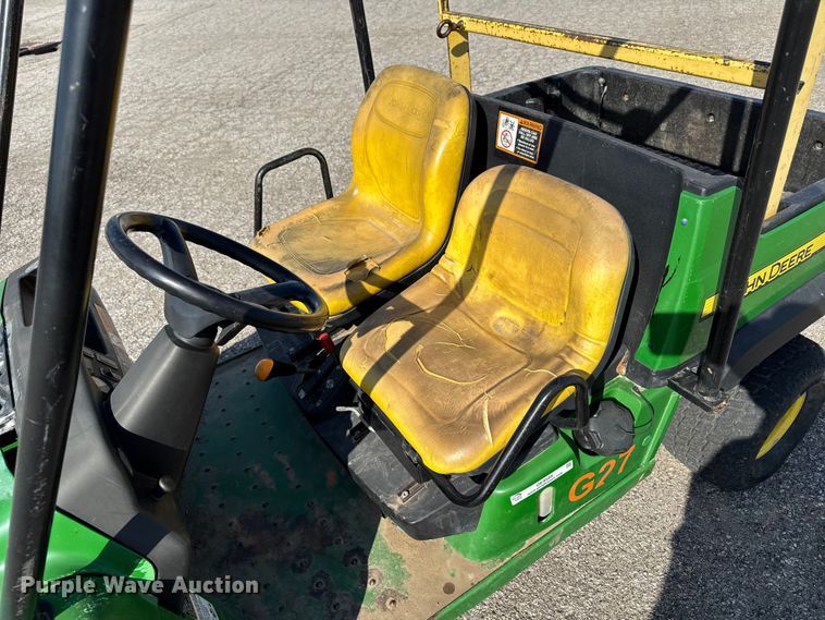 image for item OE9589 2014 John Deere Gator CX utility vehicle