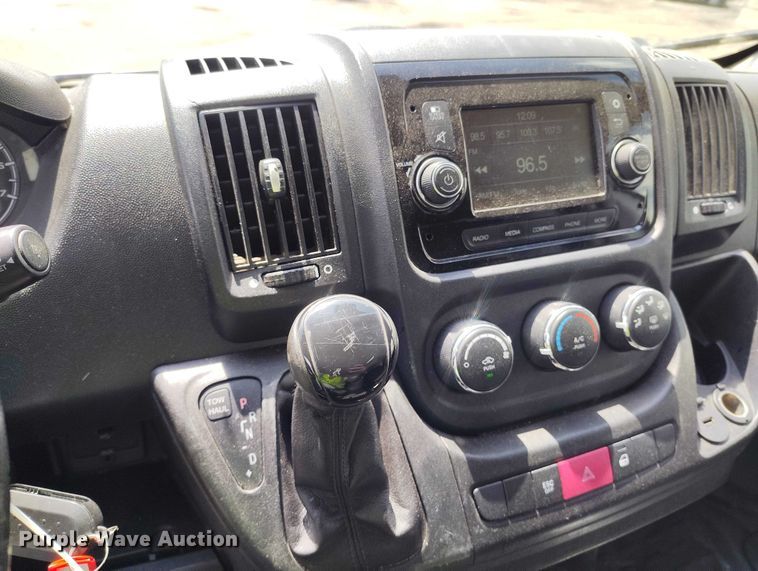 image for item YA3207 2018 RAM Promaster 2500 van