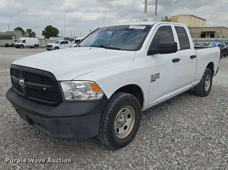 image for item YA3241 2019 RAM 1500 Ext. Cab pickup truck