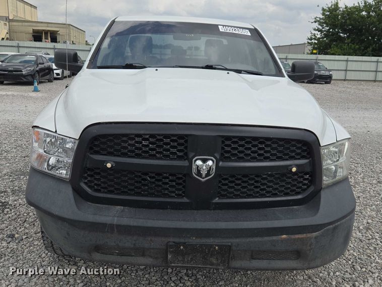 image for item YA3241 2019 RAM 1500 Ext. Cab pickup truck