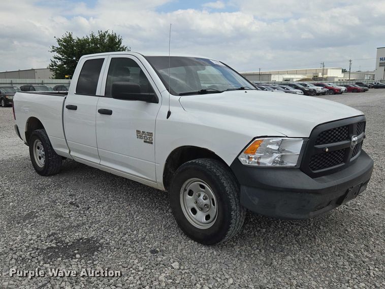 image for item YA3241 2019 RAM 1500 Ext. Cab pickup truck