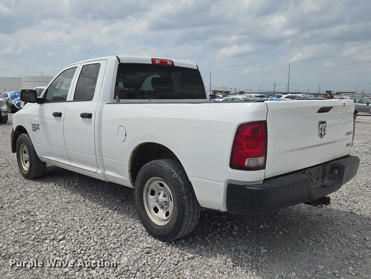 image for item YA3241 2019 RAM 1500 Ext. Cab pickup truck