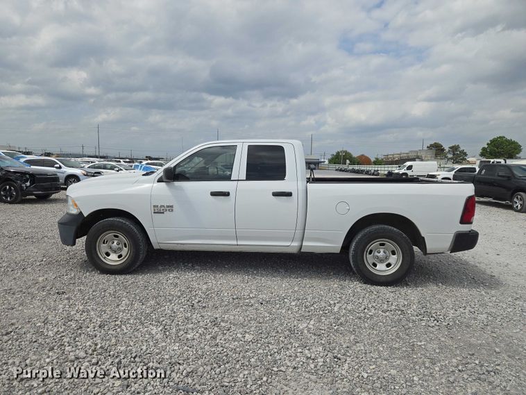 image for item YA3241 2019 RAM 1500 Ext. Cab pickup truck