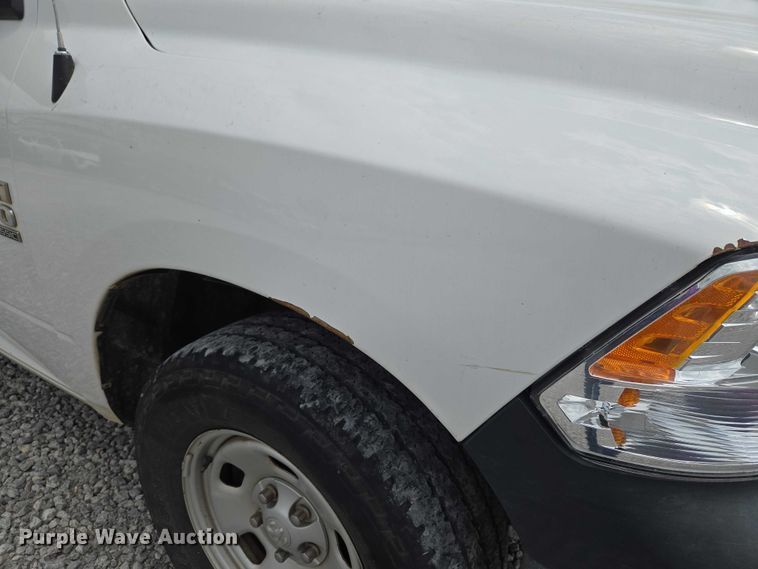 image for item YA3241 2019 RAM 1500 Ext. Cab pickup truck