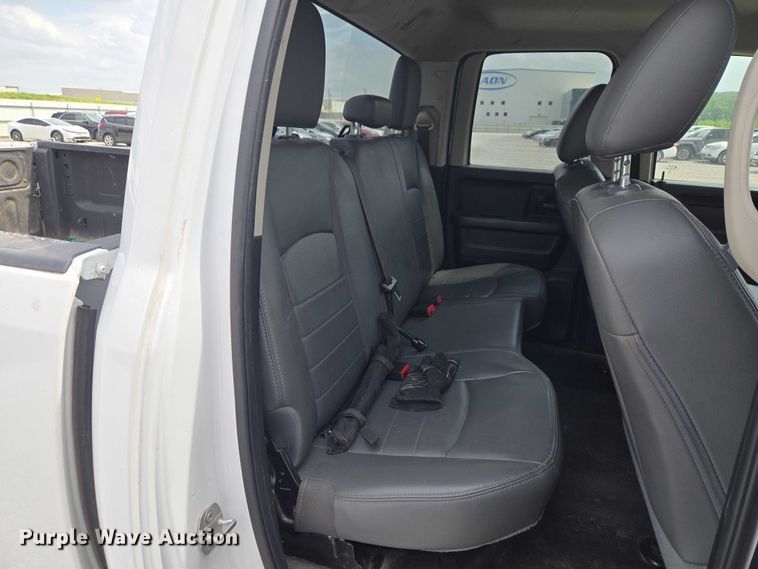 image for item YA3241 2019 RAM 1500 Ext. Cab pickup truck