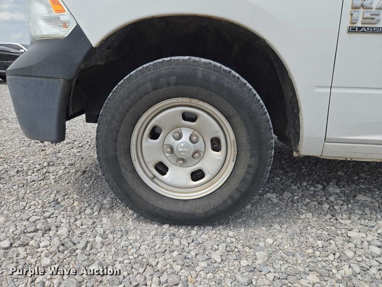 image for item YA3241 2019 RAM 1500 Ext. Cab pickup truck