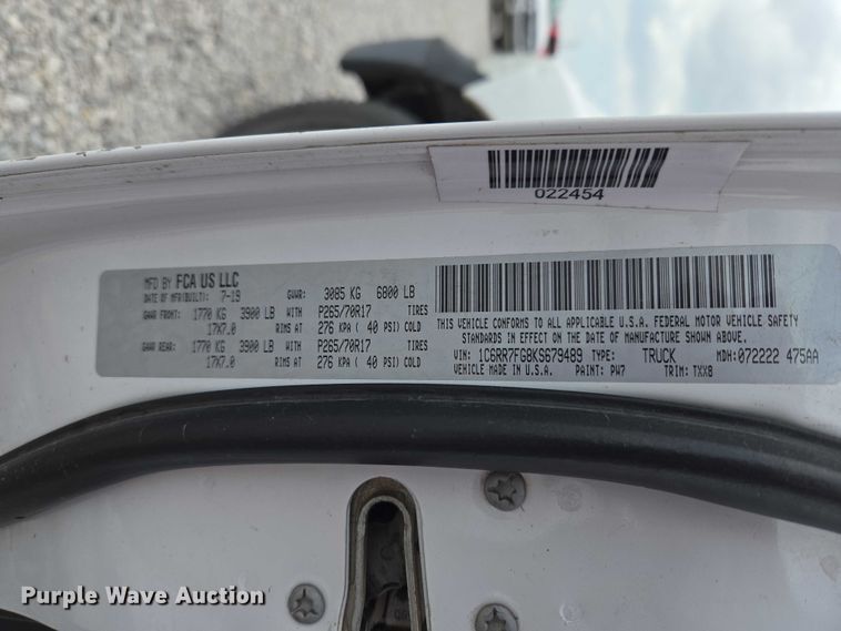 image for item YA3241 2019 RAM 1500 Ext. Cab pickup truck