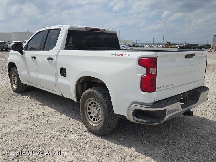 image for item YA3243 2019 Chevrolet Silverado 1500 Ext. Cab pickup truck