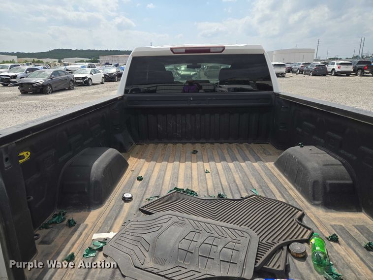 image for item YA3243 2019 Chevrolet Silverado 1500 Ext. Cab pickup truck