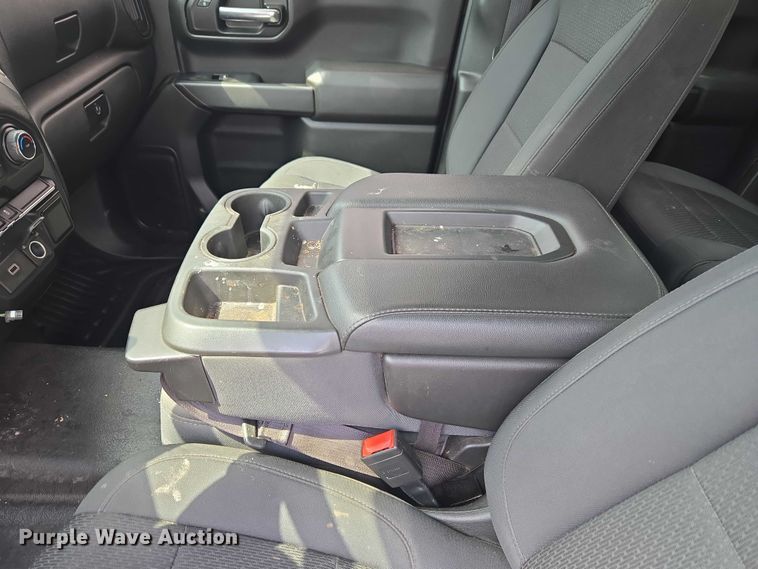 image for item YA3243 2019 Chevrolet Silverado 1500 Ext. Cab pickup truck