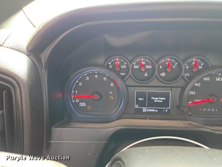 image for item YA3243 2019 Chevrolet Silverado 1500 Ext. Cab pickup truck