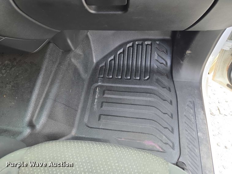 image for item YA3243 2019 Chevrolet Silverado 1500 Ext. Cab pickup truck