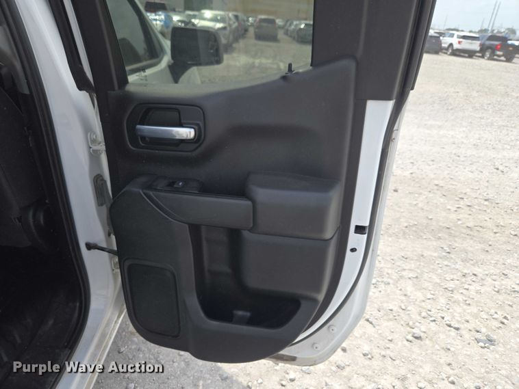 image for item YA3243 2019 Chevrolet Silverado 1500 Ext. Cab pickup truck