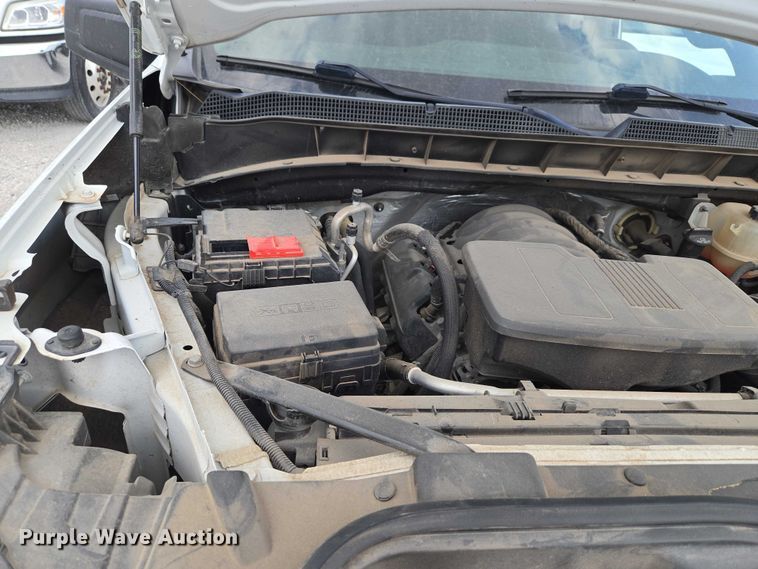 image for item YA3243 2019 Chevrolet Silverado 1500 Ext. Cab pickup truck