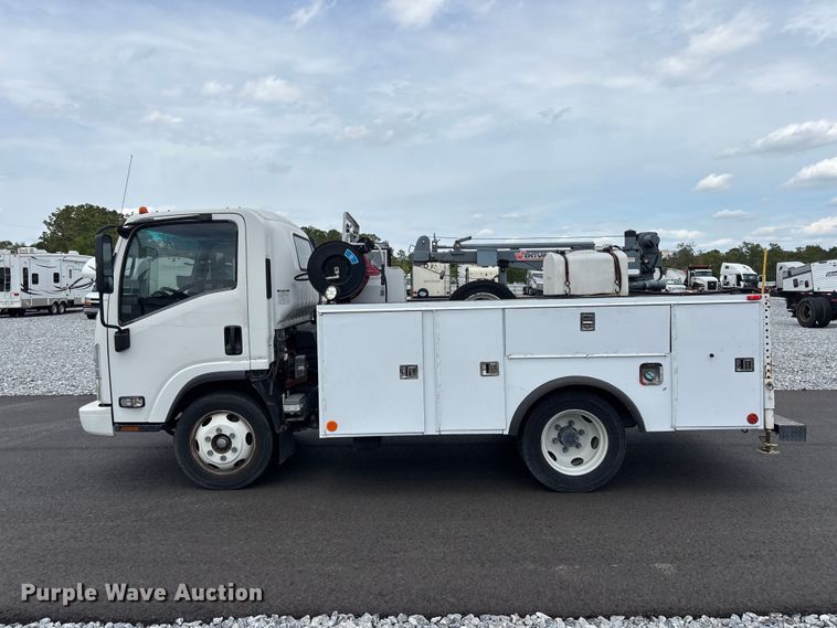 image for item YA3273 2018 Isuzu NPR utility / service truck