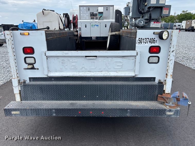 image for item YA3273 2018 Isuzu NPR utility / service truck